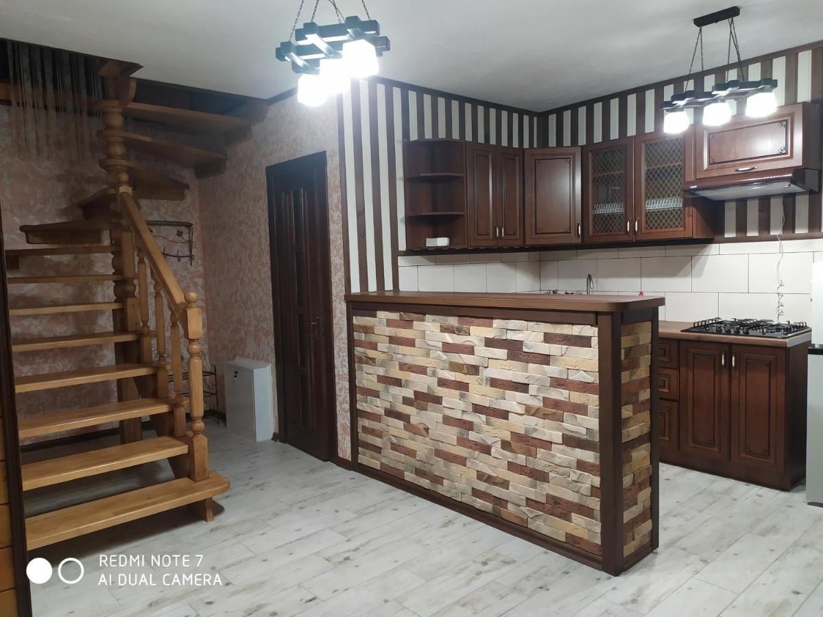 Котедж Кресаня Mykulychyn Exterior foto