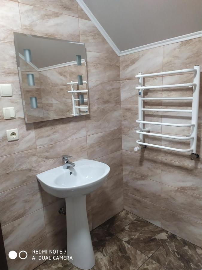 Котедж Кресаня Mykulychyn Exterior foto
